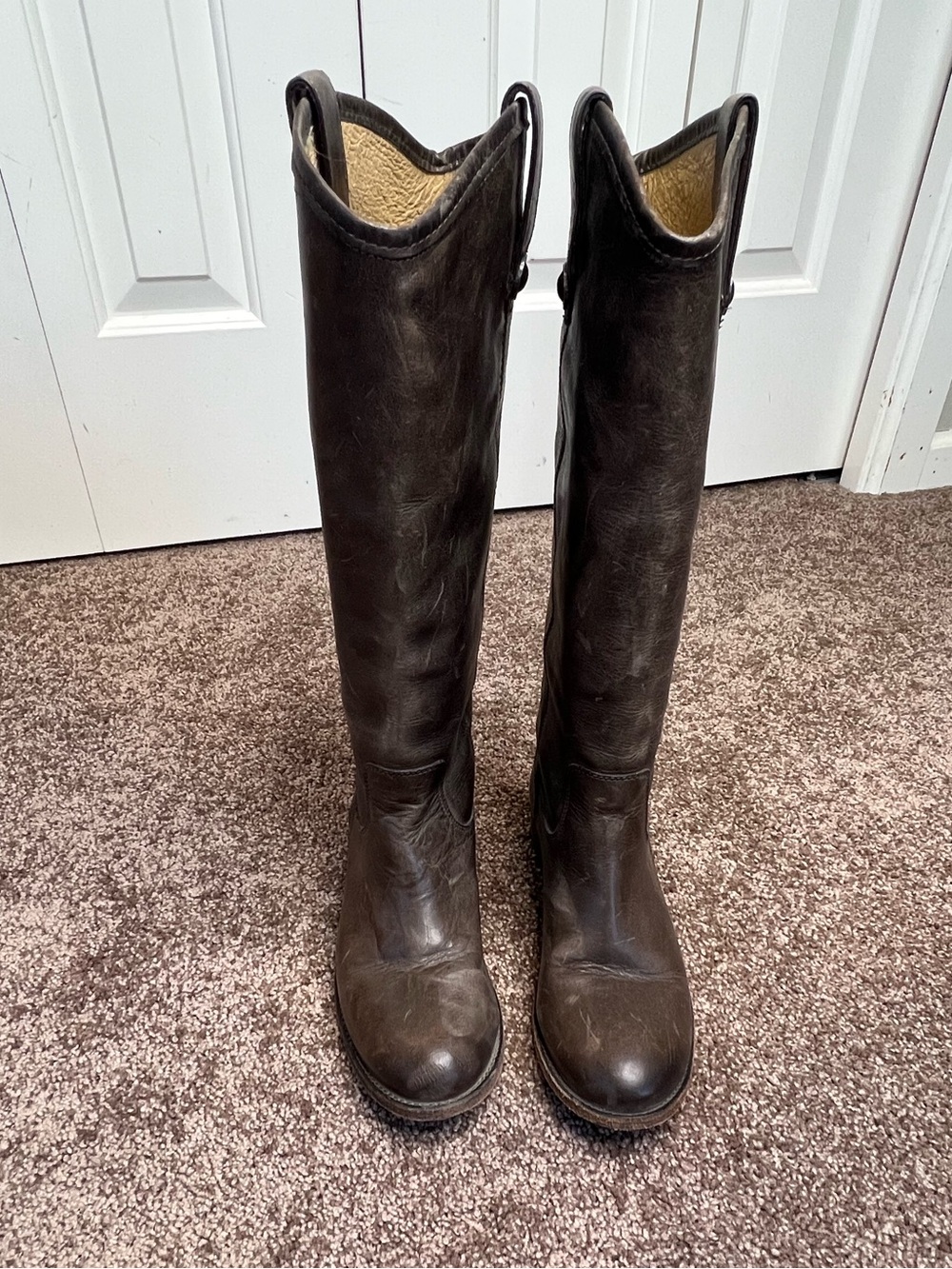FRYE 3477172 SLT Women's Melissa Button Riding Boot Brown Leather Size 9
7.5
